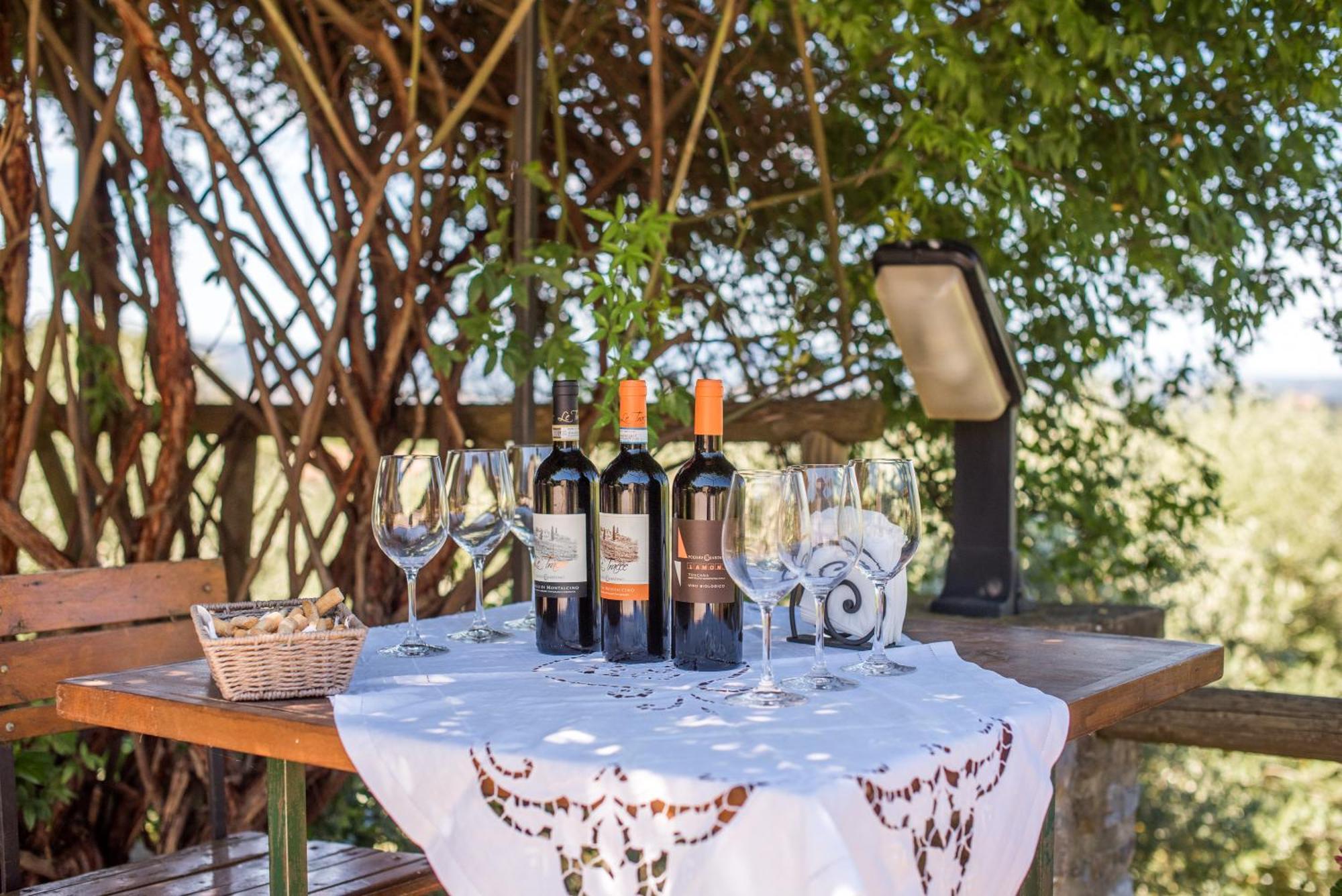 Glicine Apartment Podere Giardino Montalcino Exterior photo
